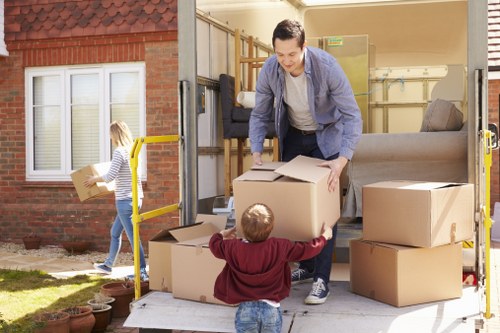 Insured removal van service protecting customer property